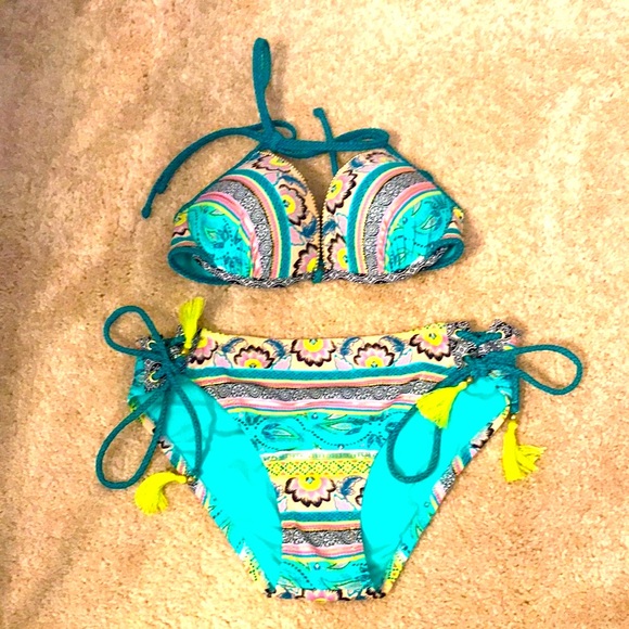Multi-Pattern Two Piece Bikini - Picture 2 of 5